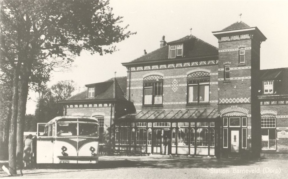 Station Barneveld Dorp Maand Van De Geschiedenis   03 1796 (mediaclass Landscape .2c9d6c4cb847ce456d63dfe410bfcb2d0db5e937) 